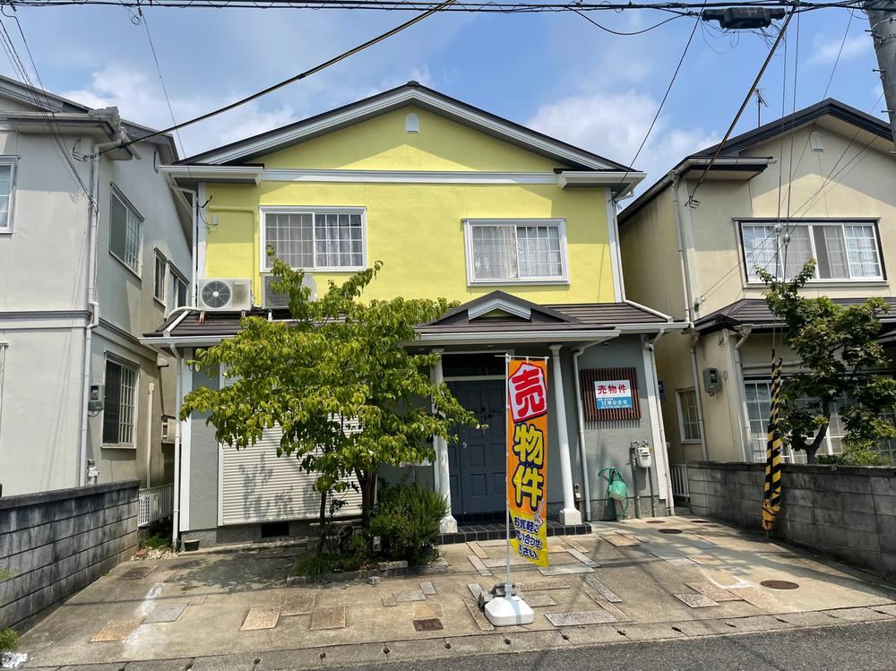 Renovated 5LDK House in Yamashina - Photo 1