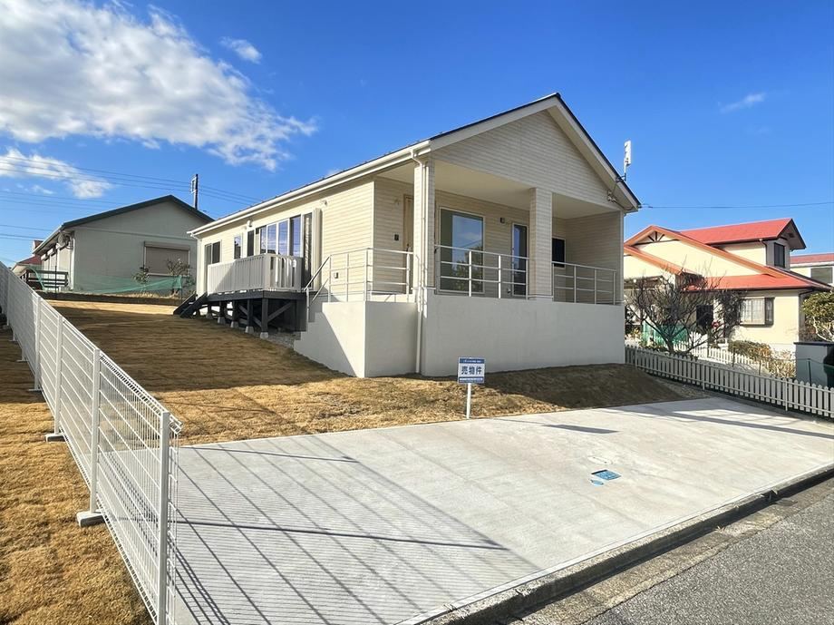 Contemporary 3LDK Home in Onjuku - Photo 1
