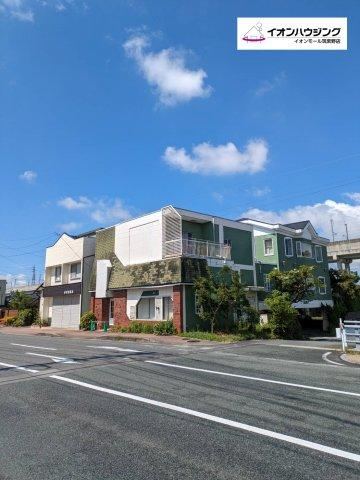 Corner Lot 3LDK Home Ideal for Business in Tsufukuhoncho - Photo 1