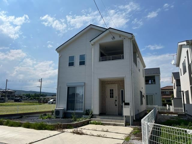 4LDK house in Shibukawa, Gunma - Photo 1