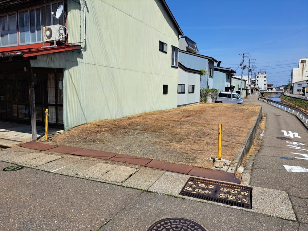 Corner Lot Near Takada Station - Photo 1