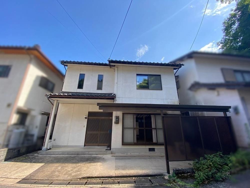 Quiet 4DK House in Toyooka - Photo 1