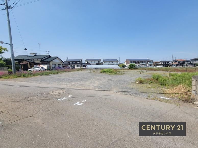 Quiet Land Near Route 125 in Koga City - Photo 1