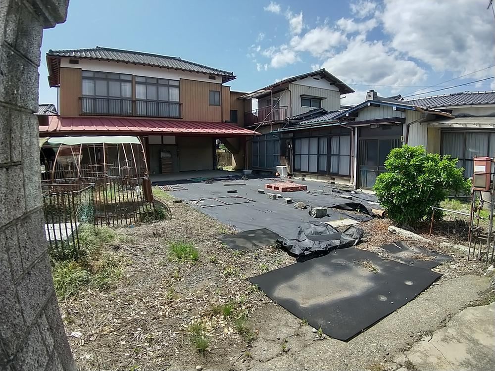 Quiet Residential Land with Scenic Views - Photo 1