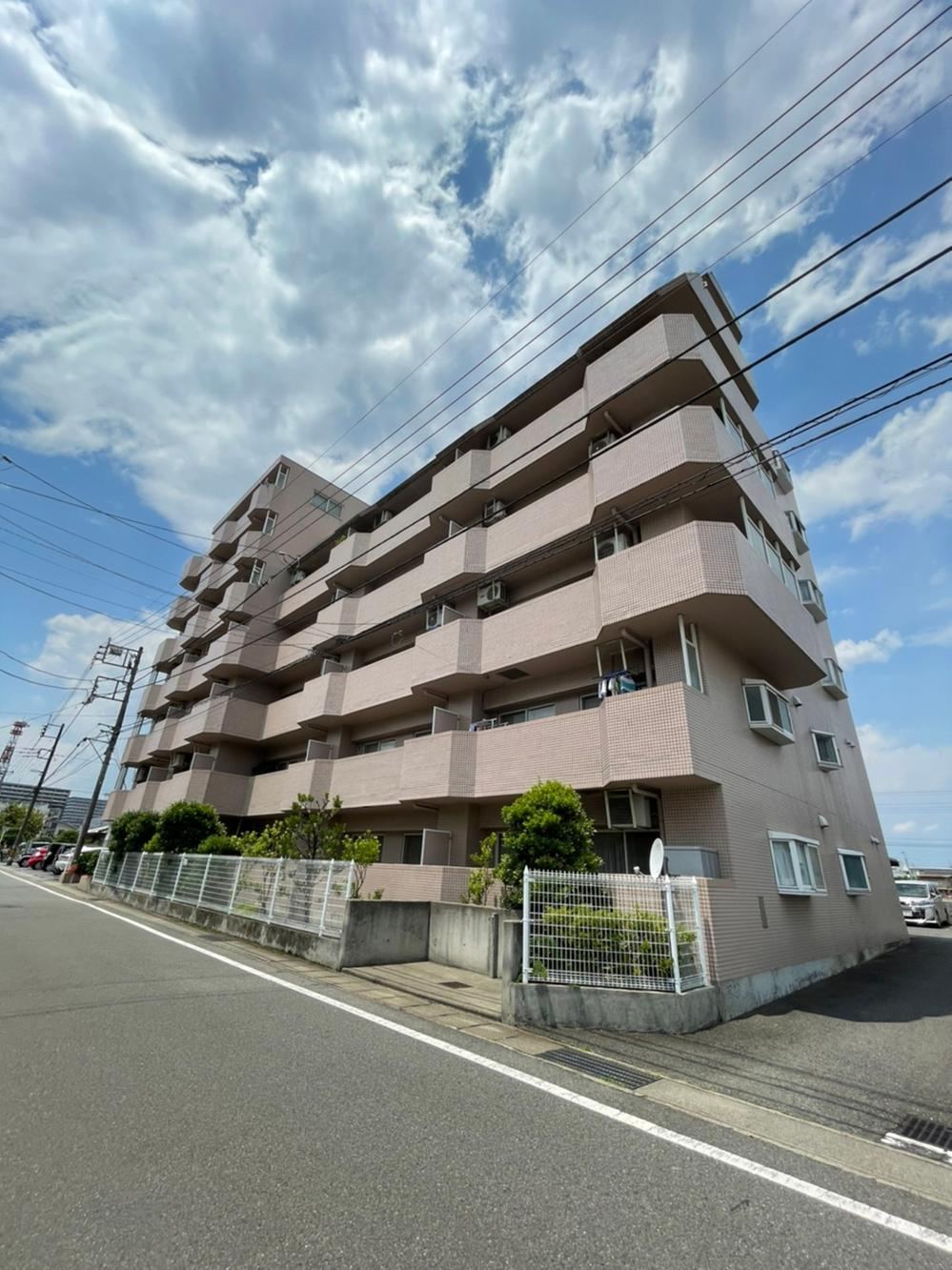 3LDK apartment in Takasaki, Gunma - Photo 1