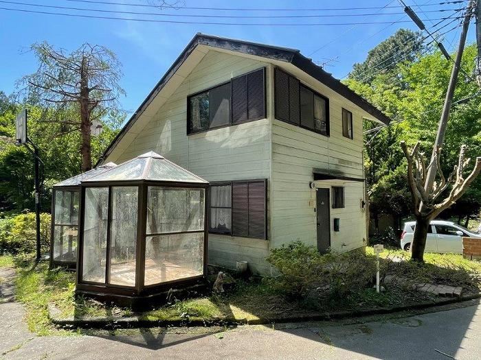 Sunny Mountain Lodge-Style Home in Izu - Photo 1