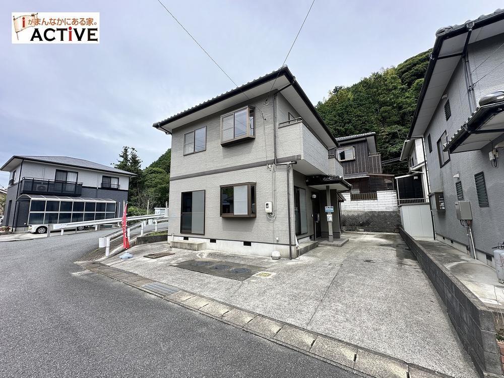 Renovated 4LDK House with Mountain Views in Hagi - Photo 1