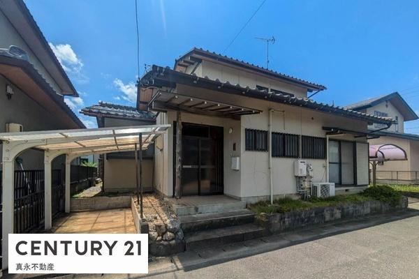 5DK House with Spacious Lot in Ogaki - Photo 1