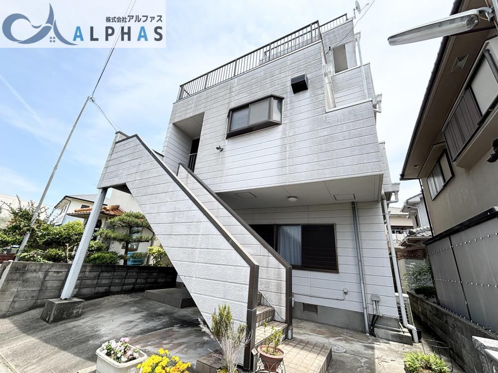 Spacious 7LDKK House in Okubo Town - Photo 1