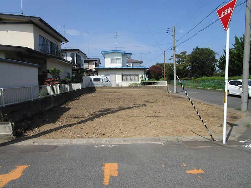 Land with Building Conditions in Hachinohe - Photo 1