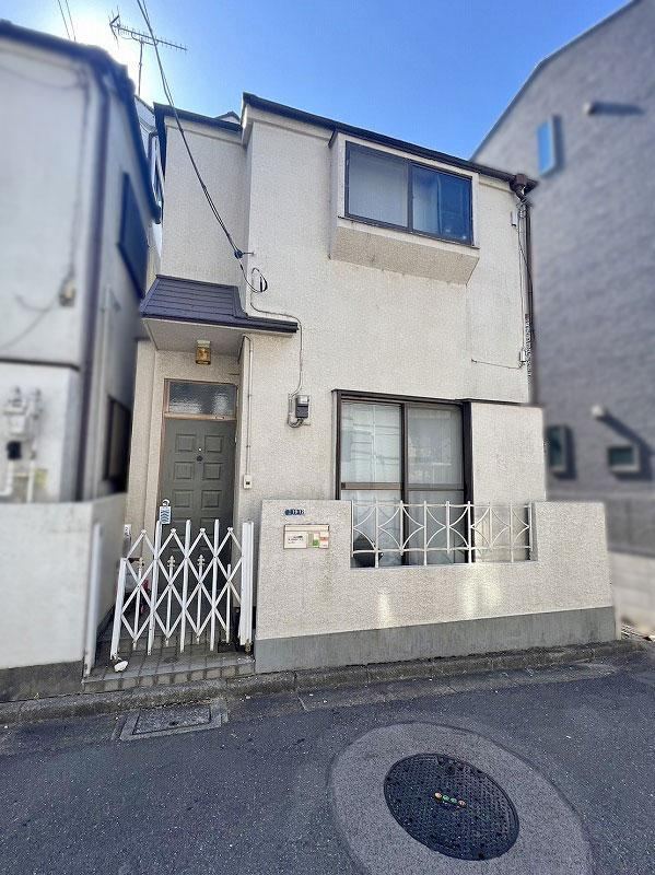 2LDK Detached House Near Akabane-Iwabuchi Station - Photo 1