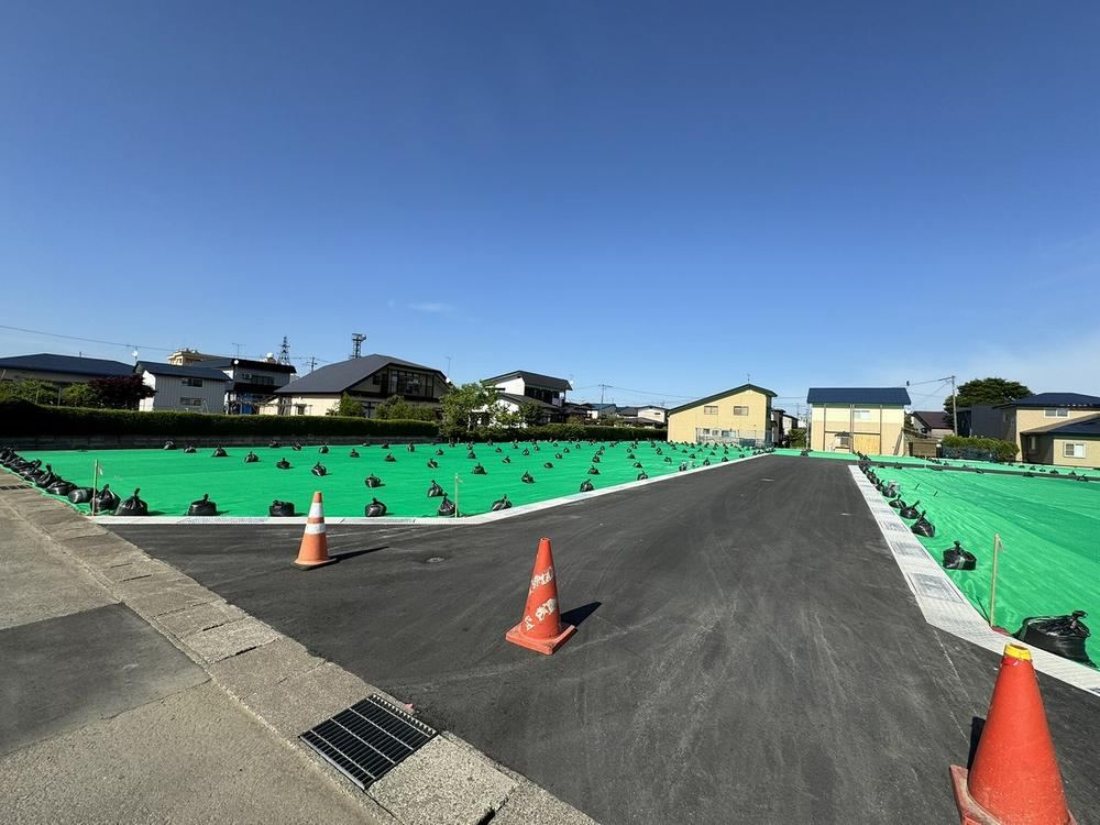Versatile Land Near Takanosu Station - Photo 1