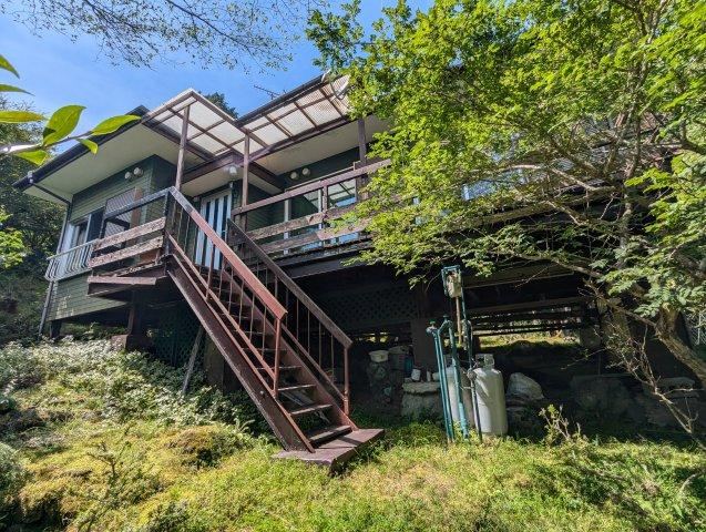 2DK House in Juurikim Minami Fuji Resort Area - Photo 1