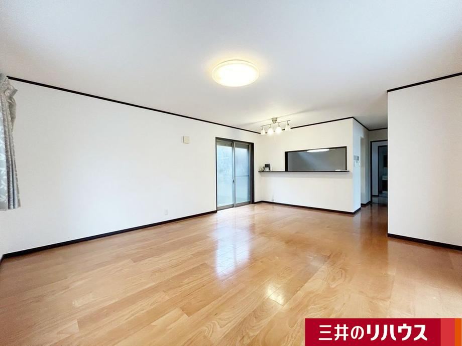 Charming 4LDK House in Nakayamadai - Photo 1