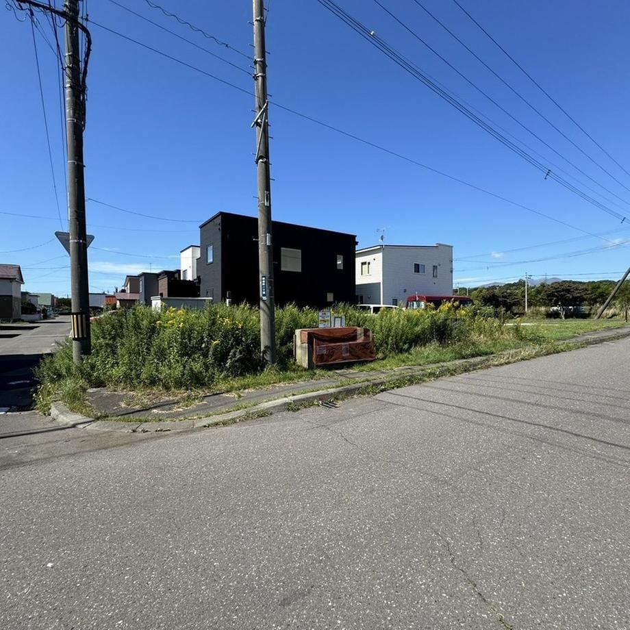 Corner Lot in Meitokucho, Tomakomai - Photo 1