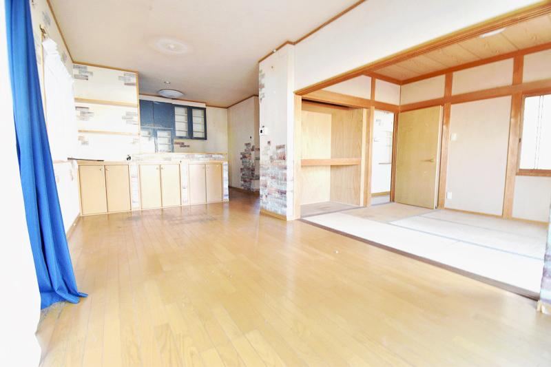 Spacious 4LDK House in Yobe District - Photo 1