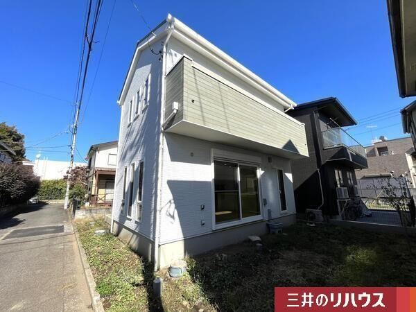 Modern 2LDK+S Detached House in Kameido - Photo 1