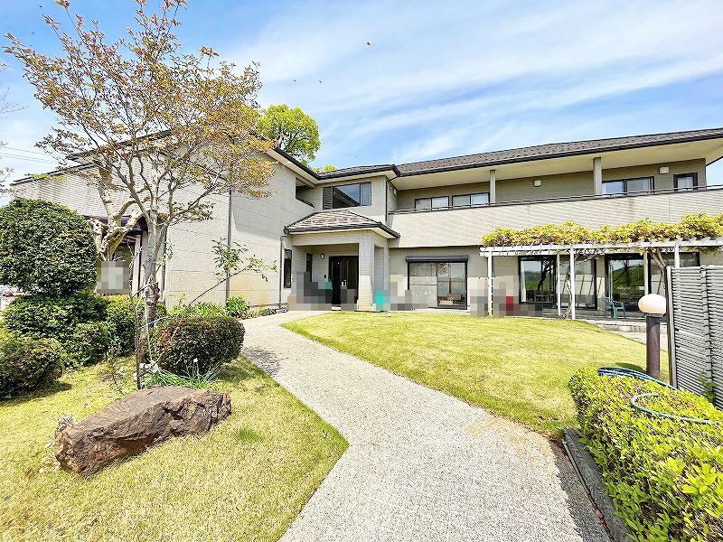 Spacious 11LDK Home Near Daigaku-mae Station - Photo 1