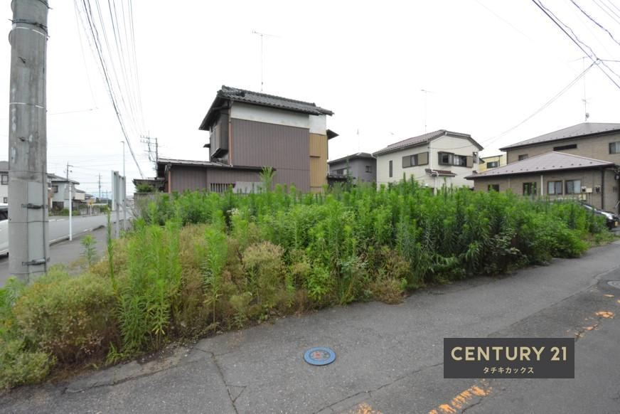 Generous Corner Lot in Chikusei City - Photo 1