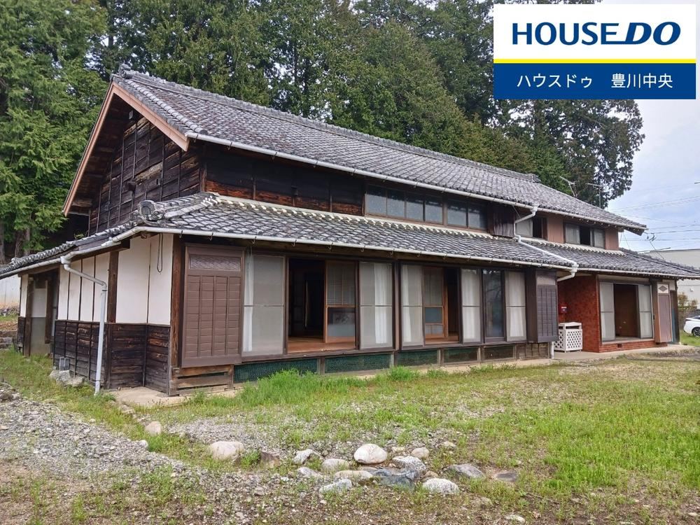 Historic 10DK House with Large Land in Shinshiro - Photo 1