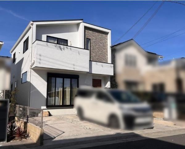 Modern 3LDK Home with Spacious LDK in Kakogawa - Photo 1