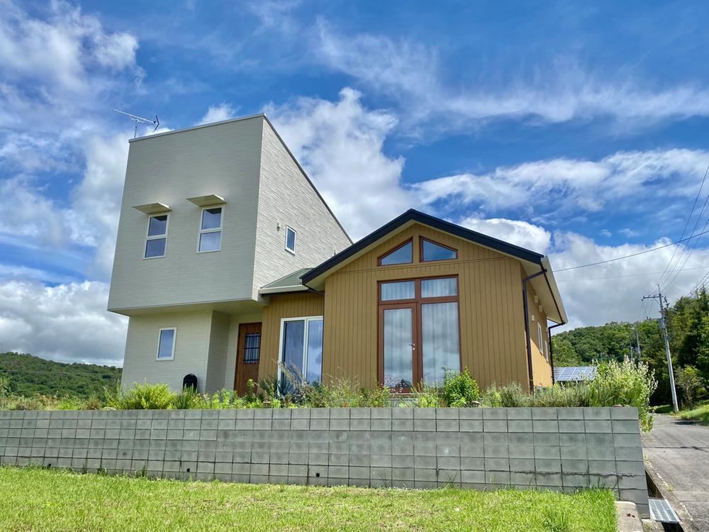 Newly Built 5LDK+S Home with Scenic Views in Tonoya - Photo 1