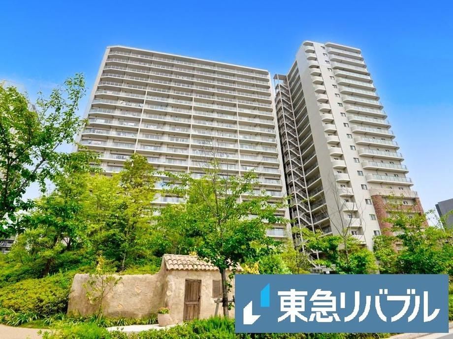 3LDK apartment in Fukushima Ward, Osaka - Photo 1