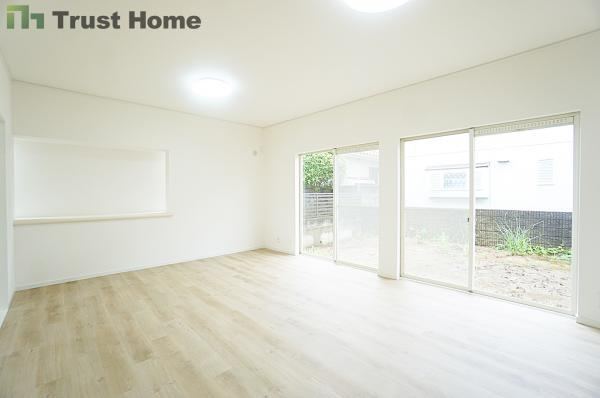 Modern 3LDK House in Momoyama - Photo 1