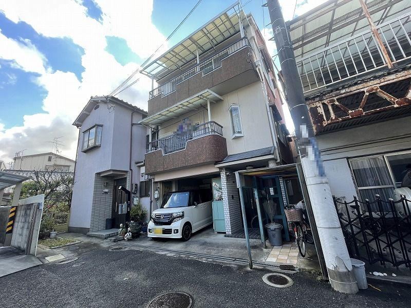 Expansive 8LDK House in Takayanagi - Photo 1
