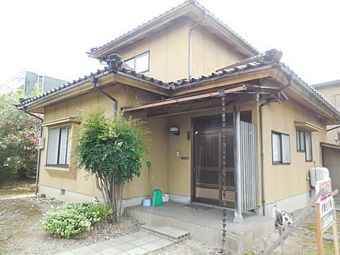 Spacious 4LDK House with Garden in Sanage - Photo 1