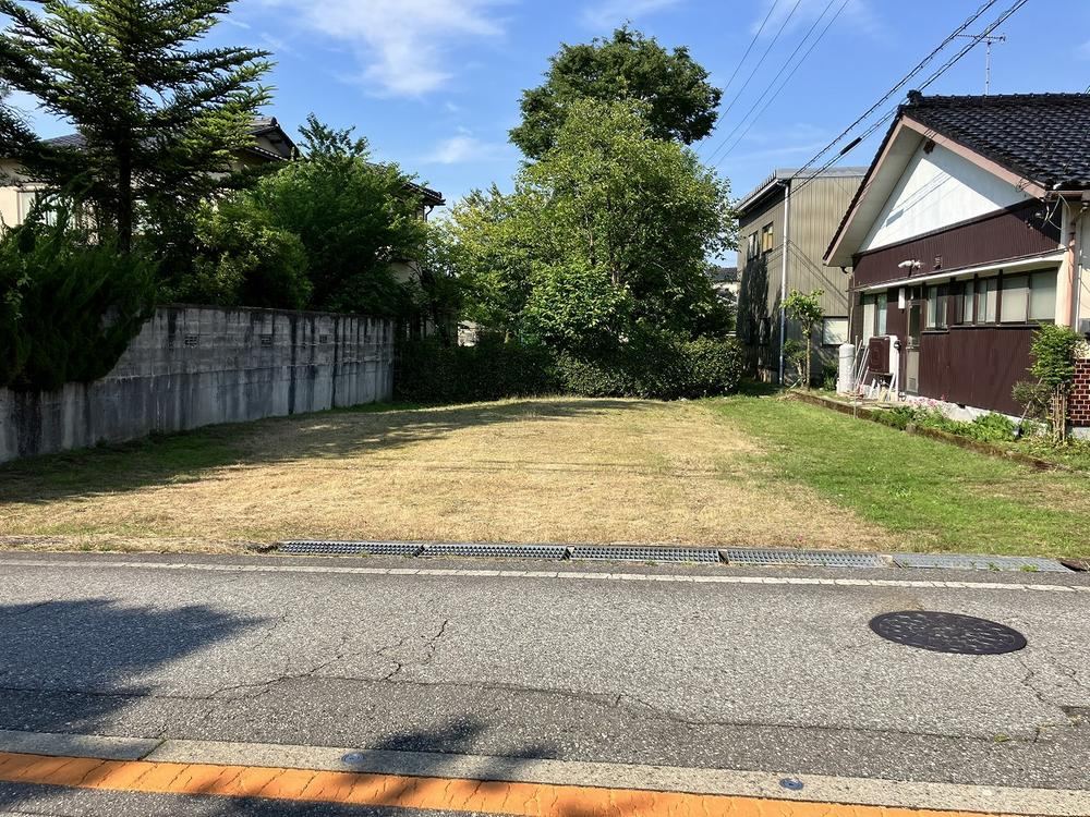 170 m² land in Toyama, Toyama - Photo 1