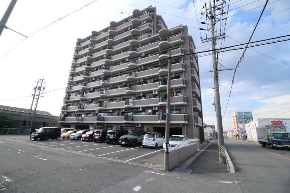 4LDK apartment in Okazaki, Aichi - Photo 1