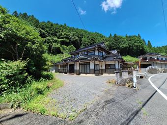 9LDK house in Mimasaka