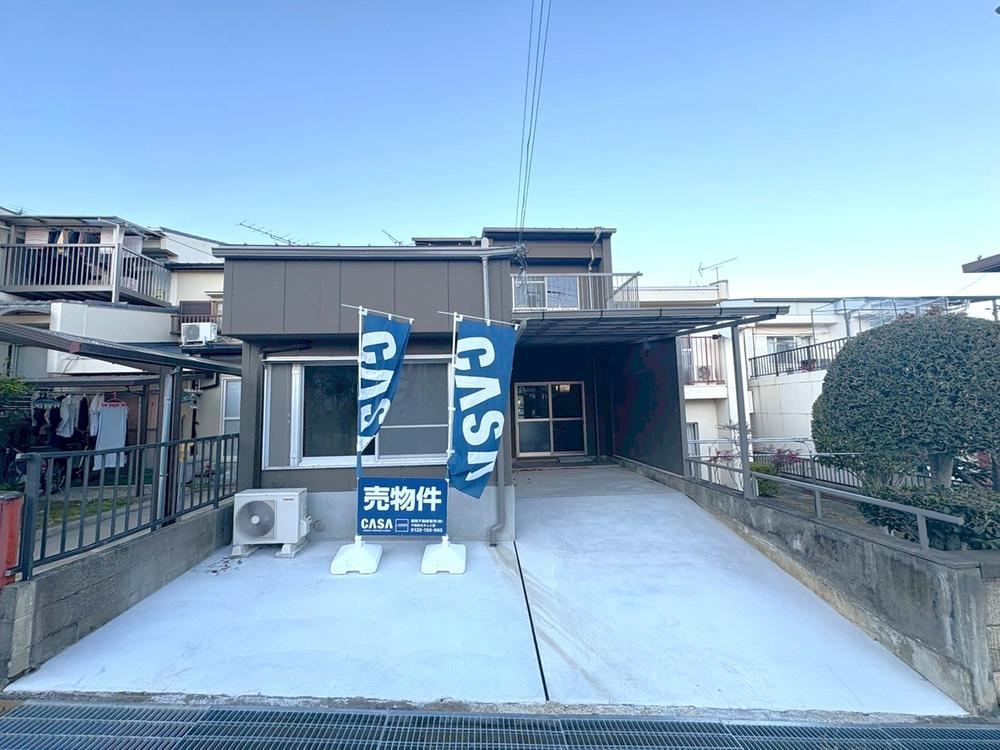 Charming 3LDK Detached House with Renovations in Ibaraki - Photo 1