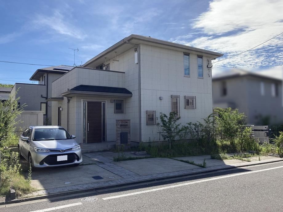 Stylish 2LDK+S House with Island Kitchen in Wakamatsu - Photo 1
