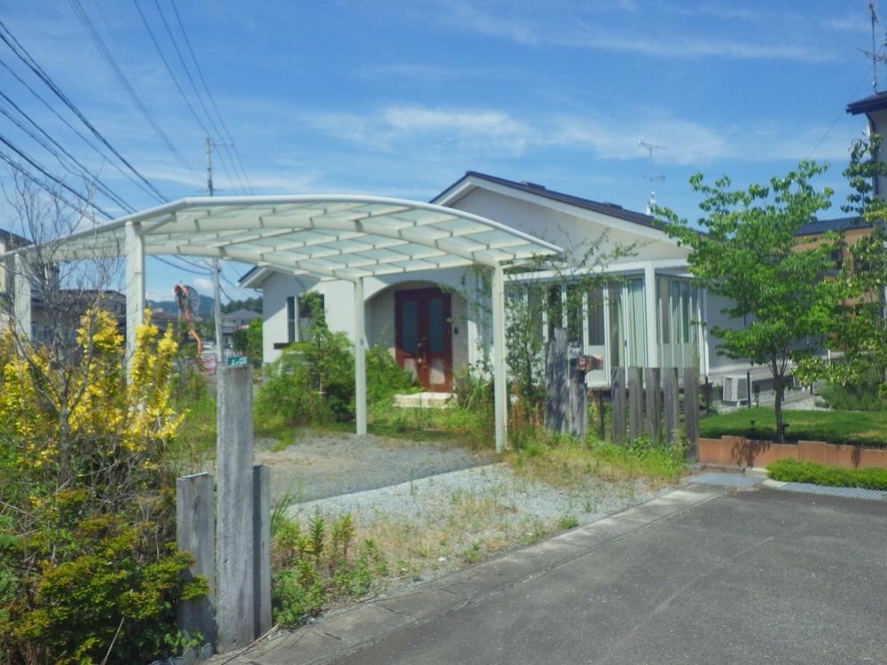 4LDK House with Good Access to City Center in Soma - Photo 1