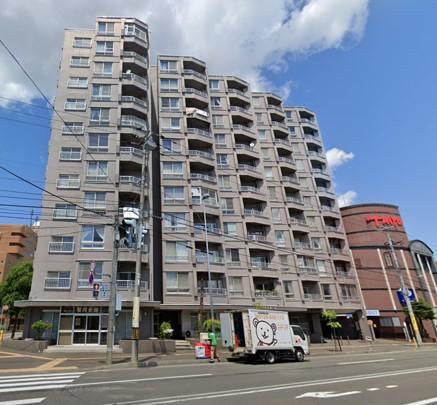 2DK apartment in Toyohira Ward, Sapporo, Hokkaido - Photo 1