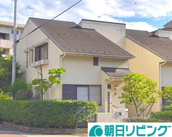 Spacious 4LDK Apartment in Kaihata - Photo 1