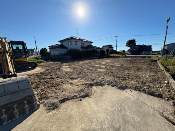 745 m² land in Takaoka, Toyama - Photo 1