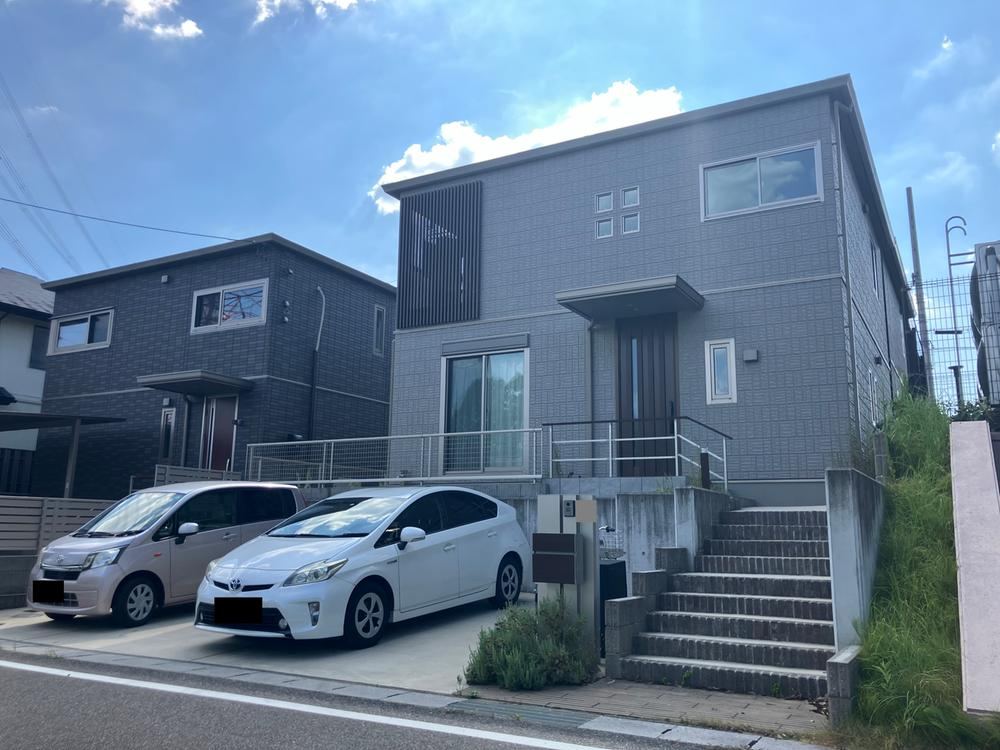 Newly Built 4SLDK Home with Spacious Layout - Photo 1