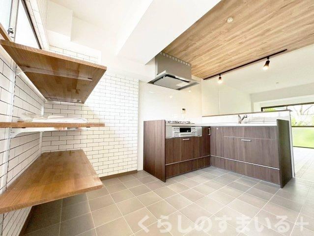 Renovated 4LDK House with Garden in Fushimi, Kyoto - Photo 1