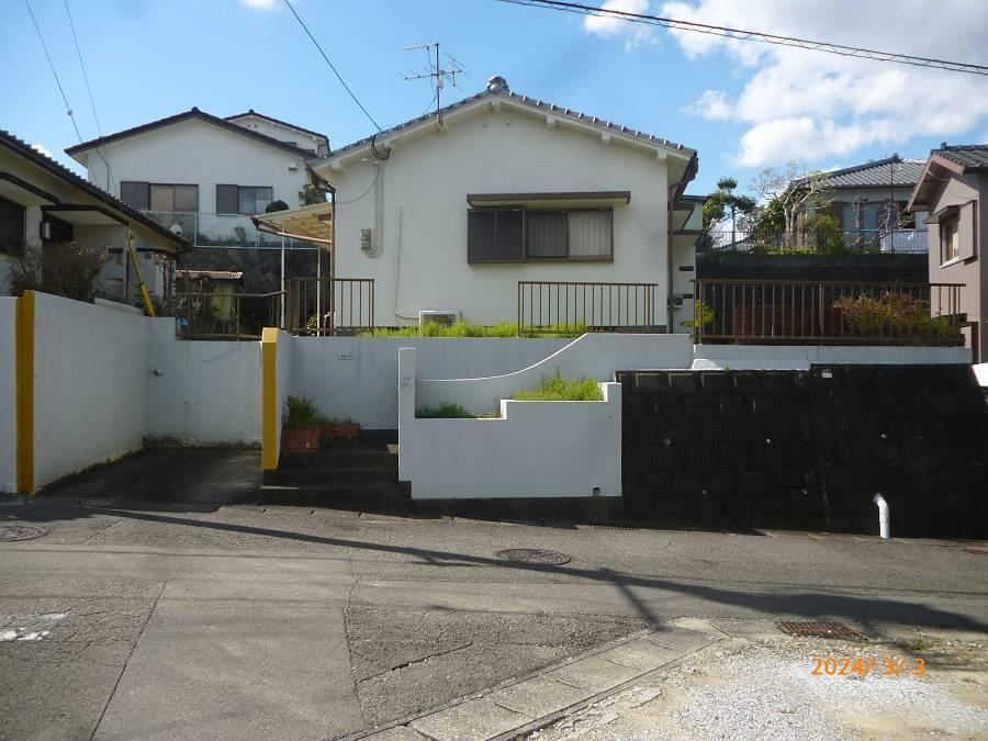 4DK House on Elevated Land in Konan - Photo 1