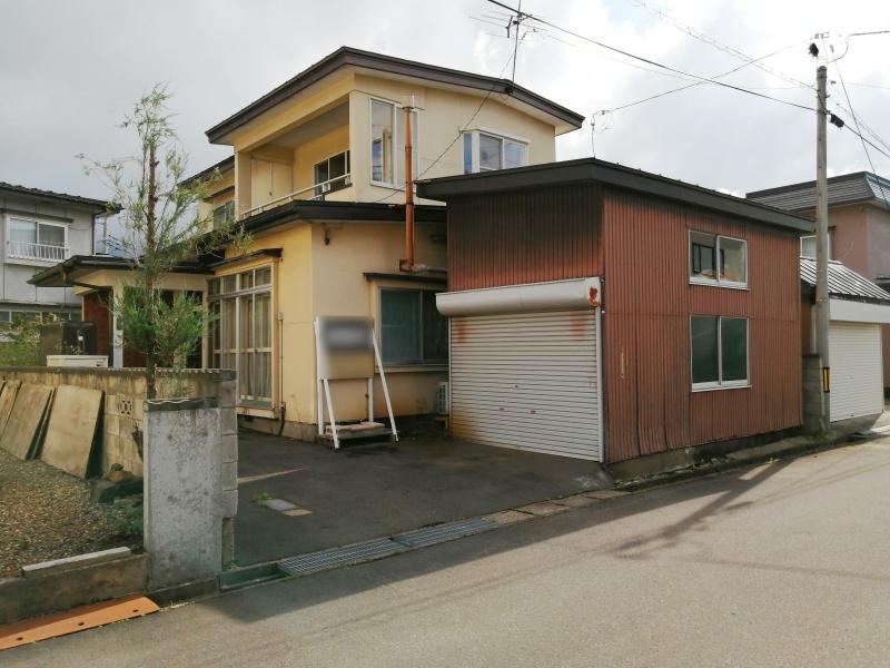 Spacious Land Near Seiai Chuko-Mae Station - Photo 1