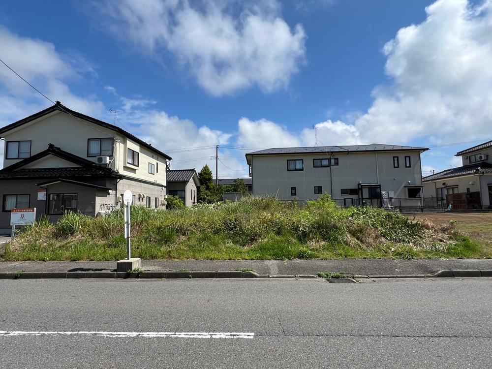 Land in Tayuhama New Town, Niigata - Photo 1
