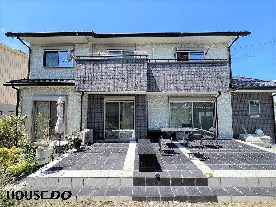 4LDK house in Kai, Yamanashi - Photo 1