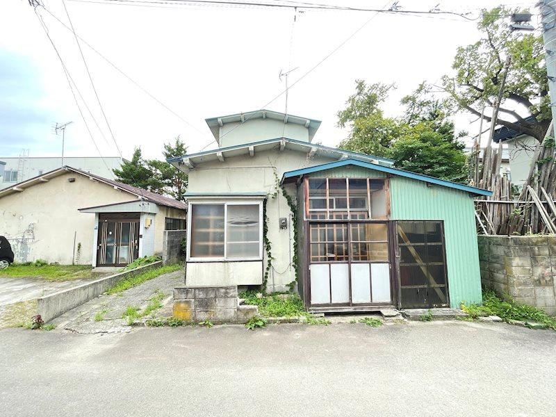 Flat Land in Tomita, Aomori - Photo 1
