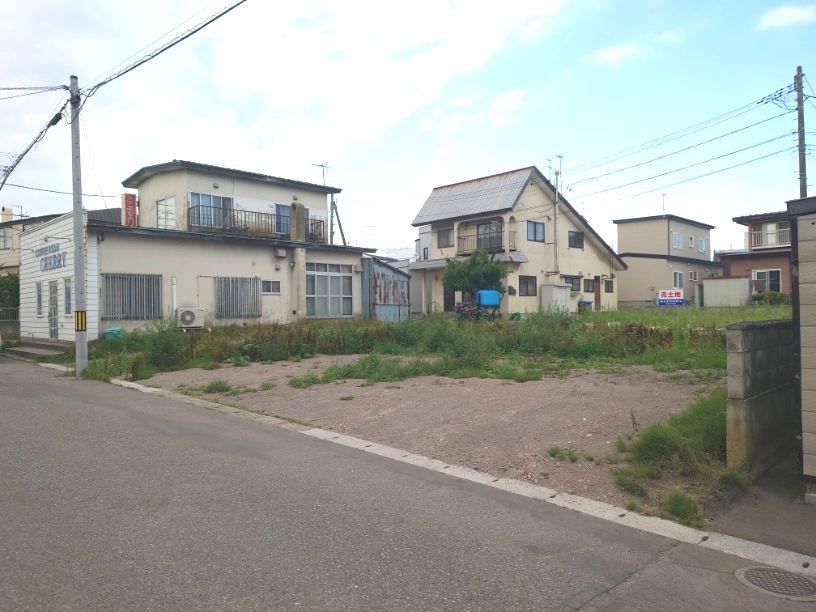 Desirable Land in Hondori, Hakodate - Photo 1