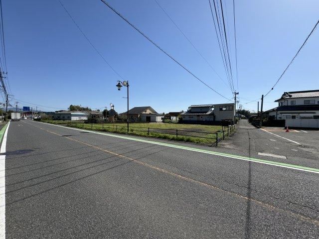 606 m² land in Miyakonojo, Miyazaki - Photo 1