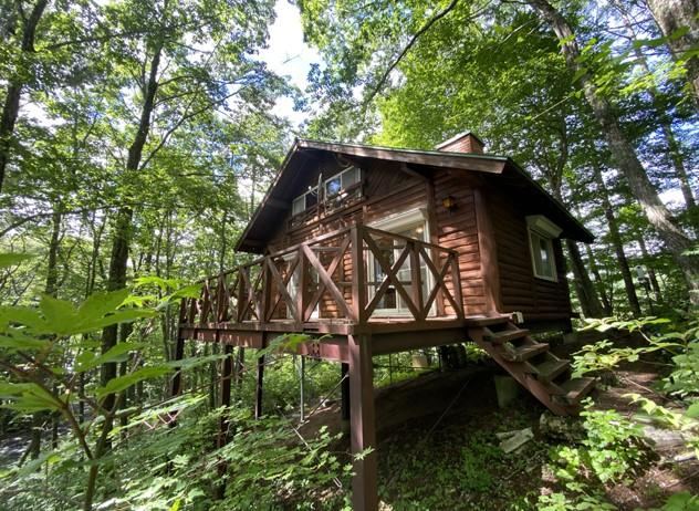 Charming 1LDK Cabin with Hinoki Bath - Photo 1