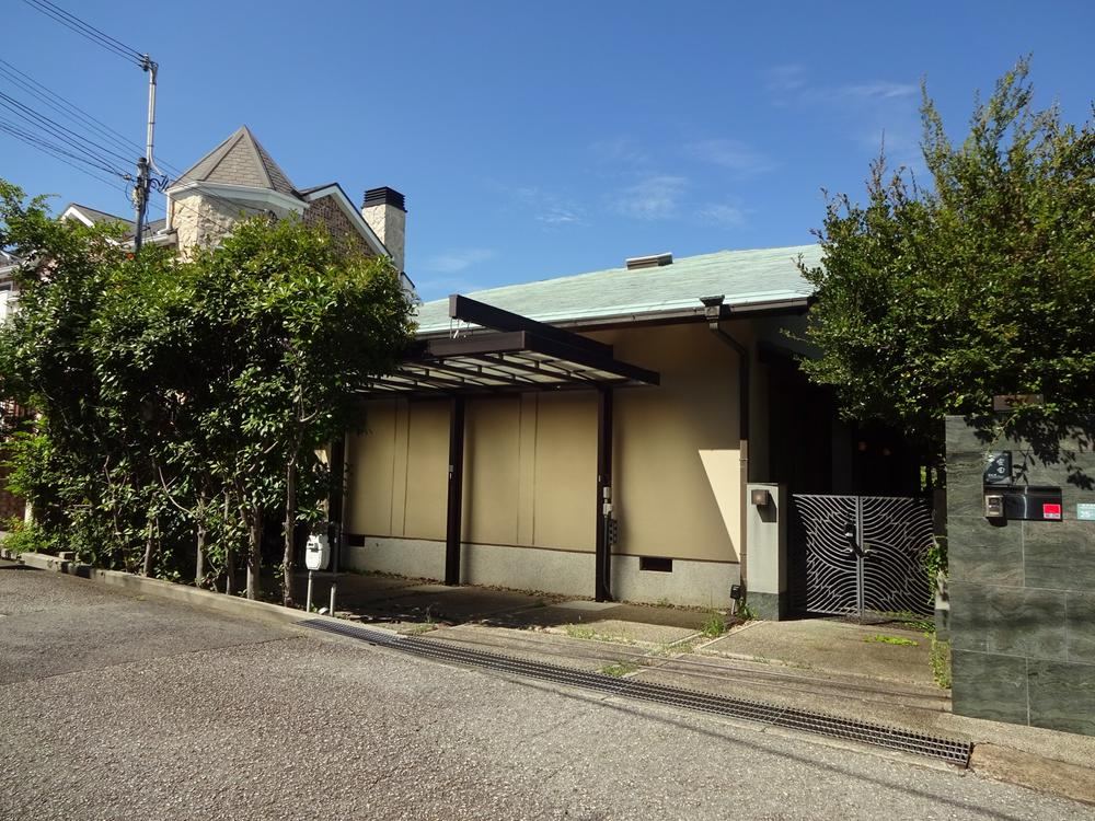 Charming 4LDK+S House in Higashi Ashiya-cho - Photo 1